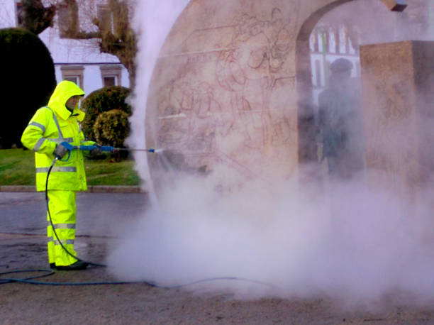 Best Commercial Building Pressure Washing  in El Centro, CA